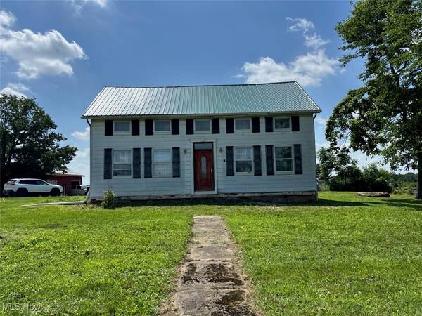 4896 High Hill RD, Cambridge, OH 43725