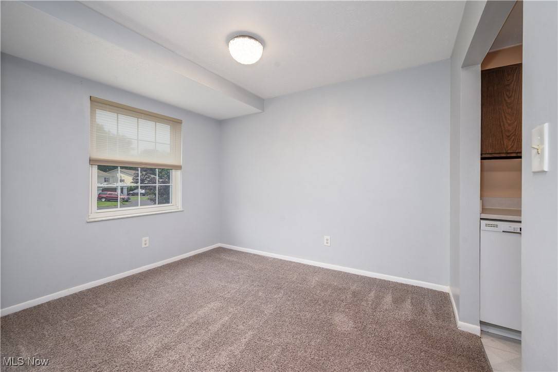 Twinsburg, OH 44087,10790 Ravenna RD #302