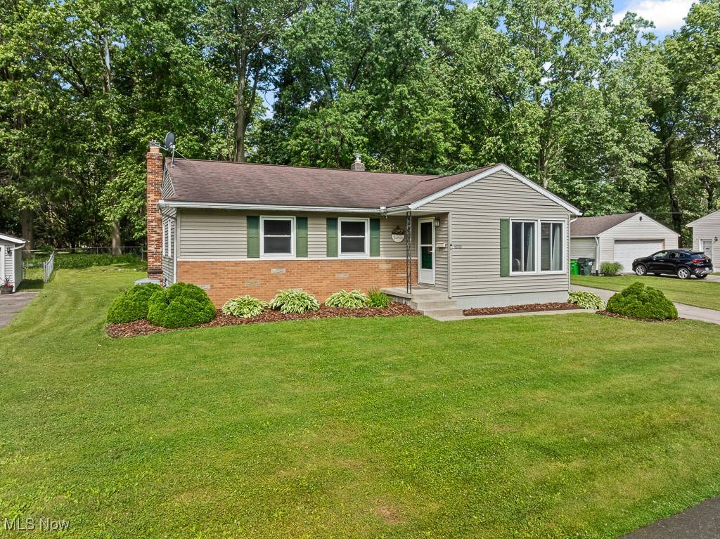 4000 Kenneth RD, Stow, OH 44224