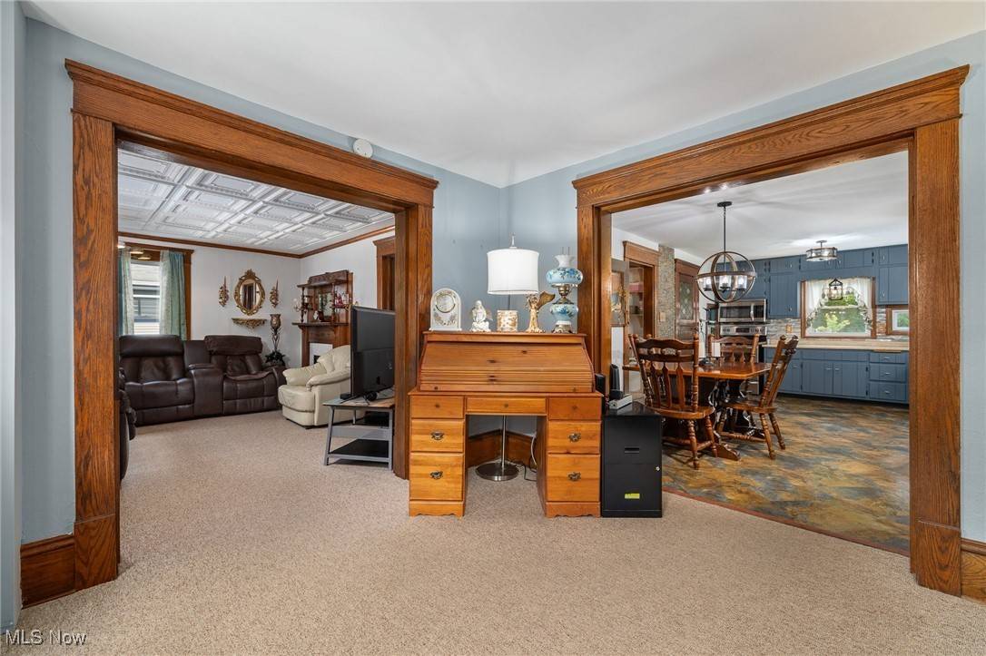 Mansfield, OH 44902,571 Luther ST