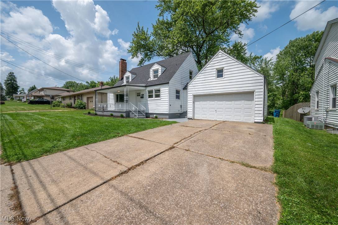 Struthers, OH 44471,595 Elm ST