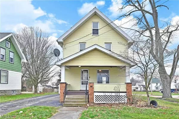 351 Laird AVE NE, Warren, OH 44483