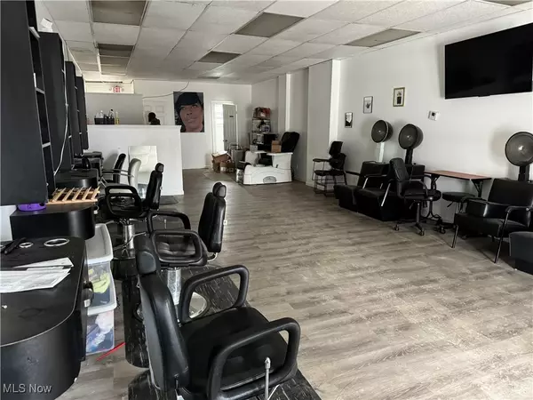 Cleveland, OH 44105,3990-94 E 131st ST