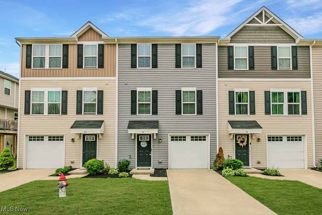 78 Maple Spring DR, OH 44077