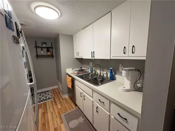 Brecksville, OH 44141,7010 Carriage Hill DR #104