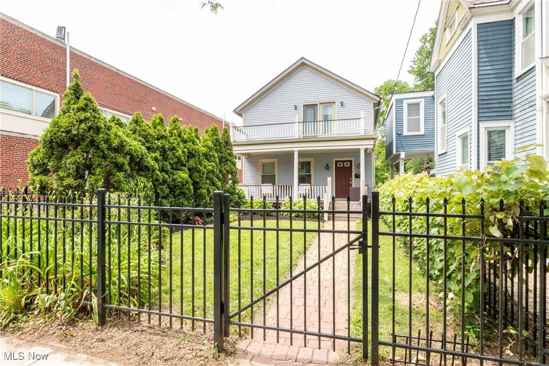 Cleveland, OH 44113,1522 W 32nd ST