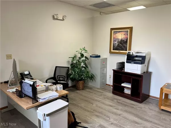 Wooster, OH 44691,2056 Portage RD #500