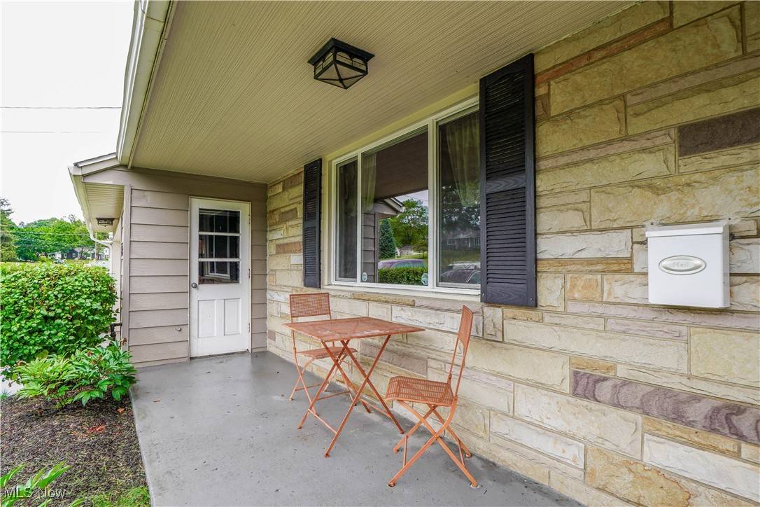 North Canton, OH 44720,1324 Woodrow ST NW