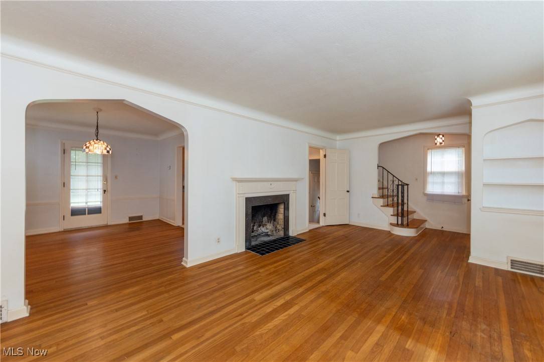 University Heights, OH 44118,3526 Raymont BLVD