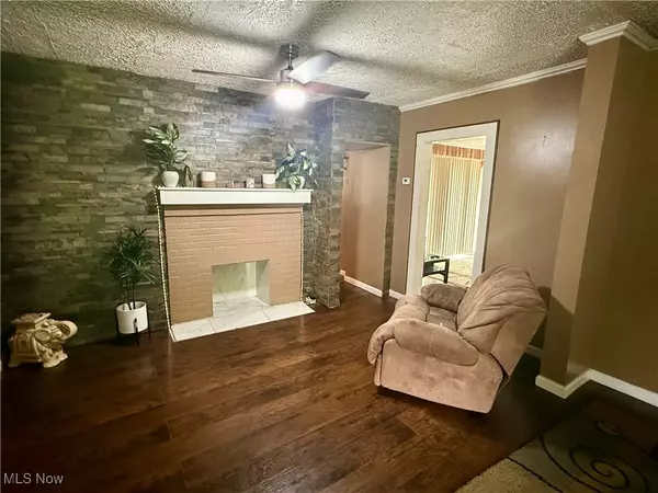 Youngstown, OH 44505,2337 Bott ST