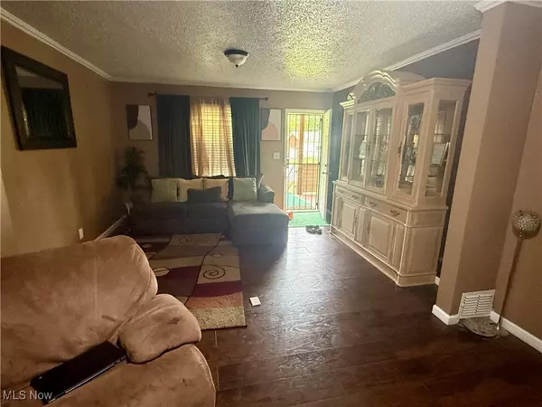 Youngstown, OH 44505,2337 Bott ST