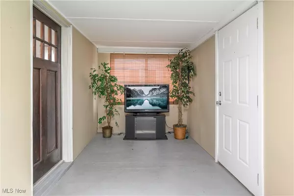 Akron, OH 44314,424 Lockwood ST