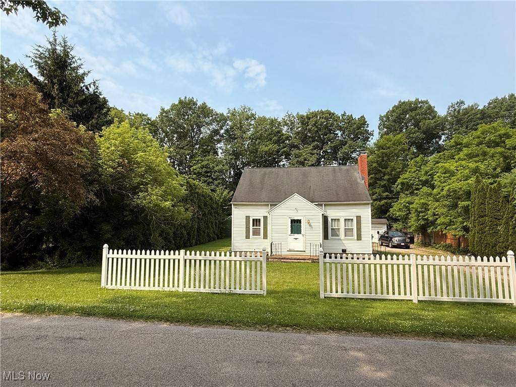 10816 Green RD, Wakeman, OH 44089