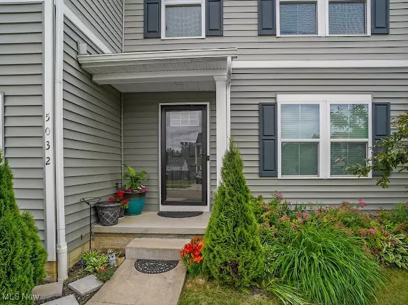 Ravenna, OH 44266,5032 Blackberry LN
