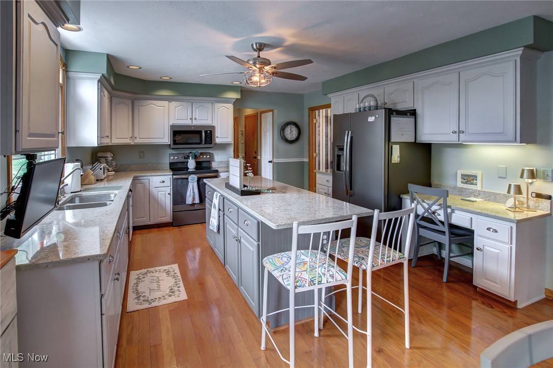 Wadsworth, OH 44281,364 Laurel LN