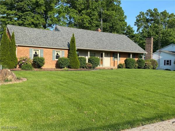 1308 Powell AVE, Salem, OH 44460