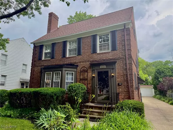 University Heights, OH 44118,2337 Charney RD