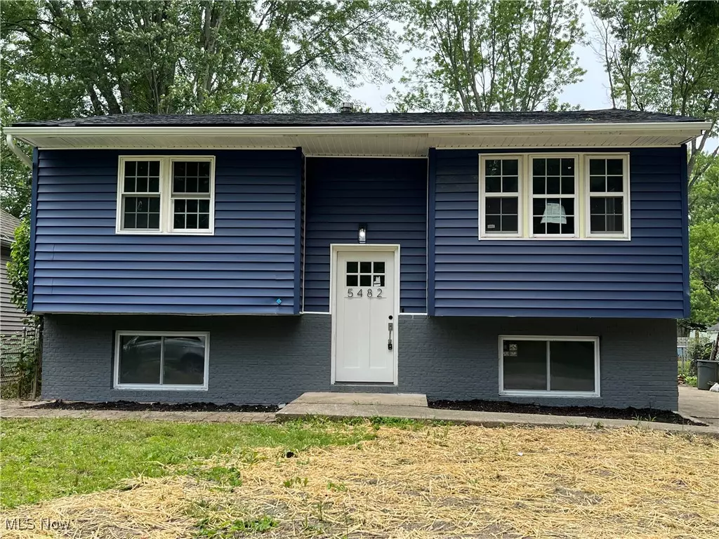 North Ridgeville, OH 44039,5482 Pleasant ST
