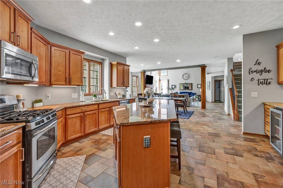 Strongsville, OH 44149,12500 S Churchill WAY