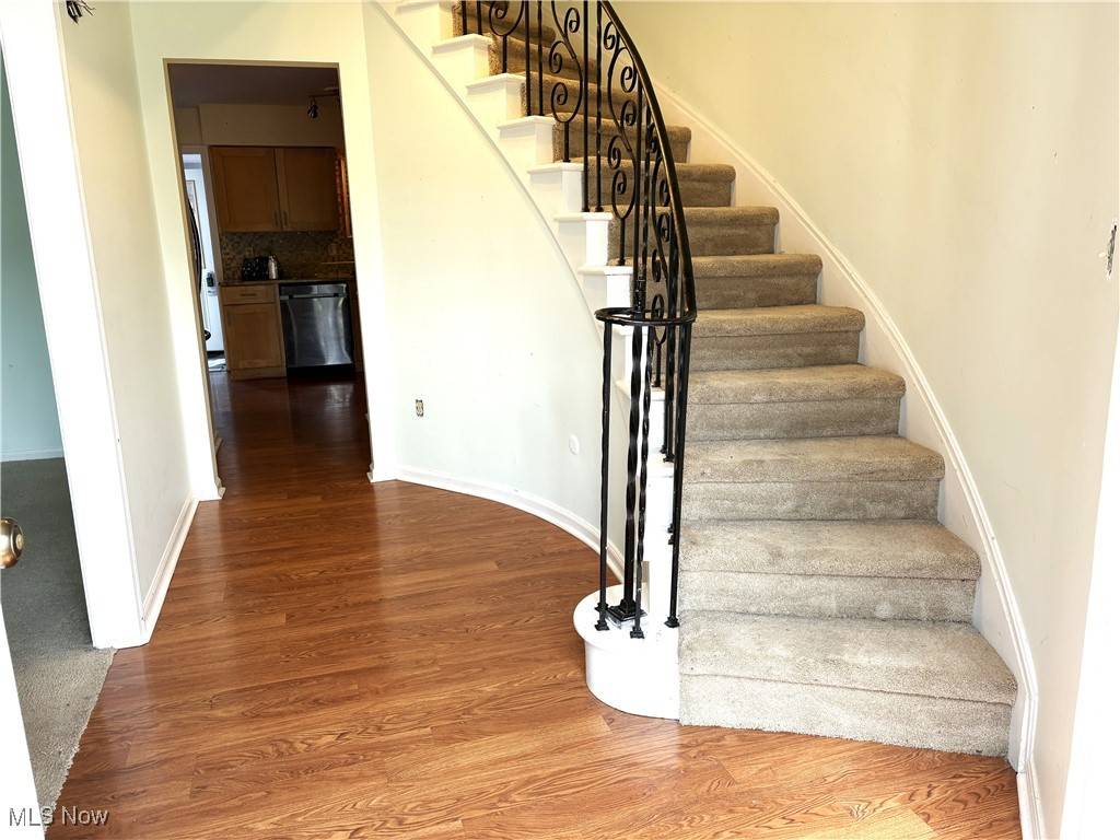 Mentor, OH 44060,5 Meadowlawn DR #7