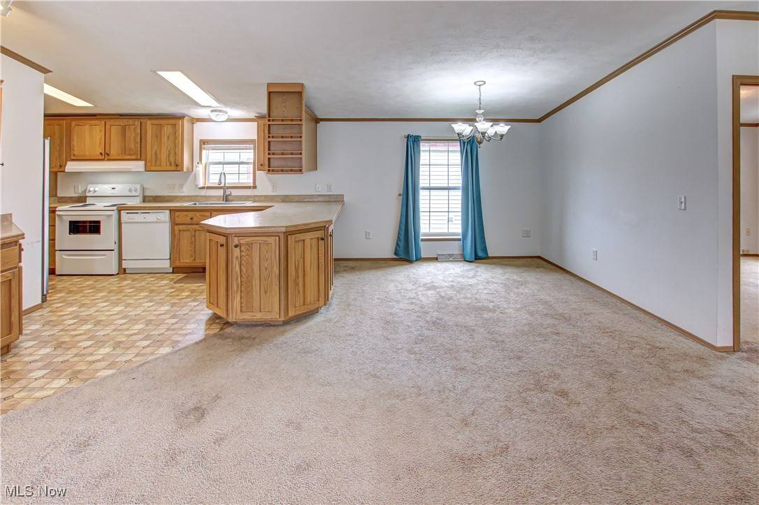 Madison, OH 44057,2631 Stoneyridge DR