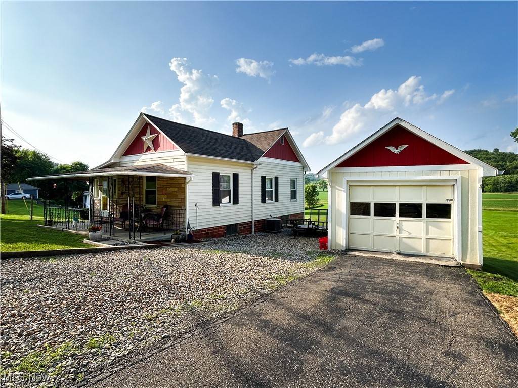 Warsaw, OH 43844,254 Spring Mountain RD