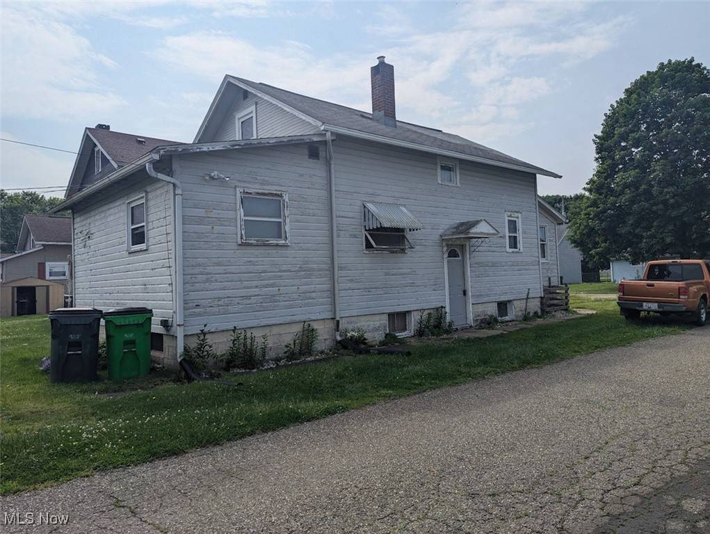 Strasburg, OH 44680,143 2nd ST SE