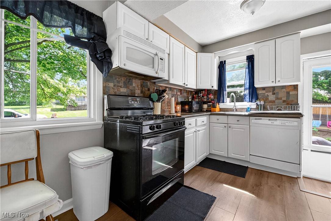 Parma, OH 44134,3812 Center DR