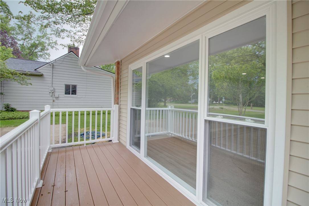 Westlake, OH 44145,2764 Walter RD