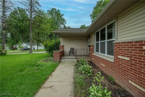 Youngstown, OH 44511,40 Woodleigh CT