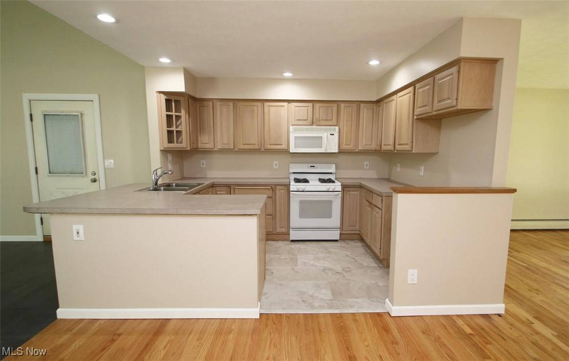 Mentor, OH 44060,7958 Bellflower RD