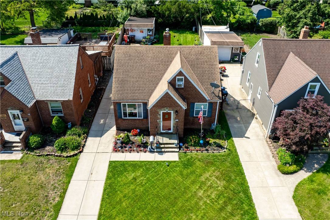 Parma, OH 44134,4707 Grantwood DR