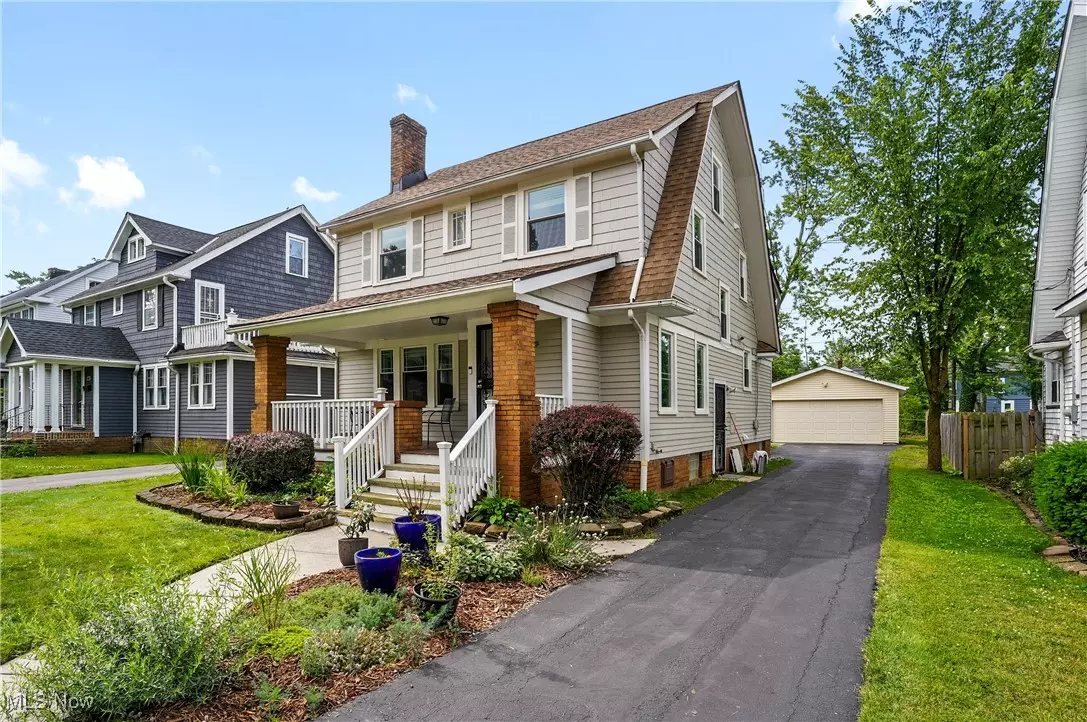 Cleveland Heights, OH 44118,3382 Ormond RD