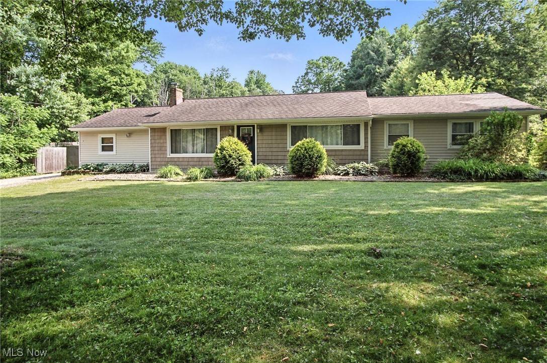 80 Hazel DR, Northfield, OH 44067