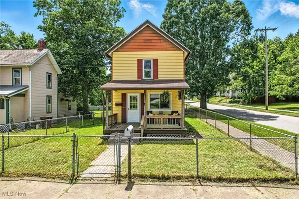 693 W Wilson ST, Salem, OH 44460