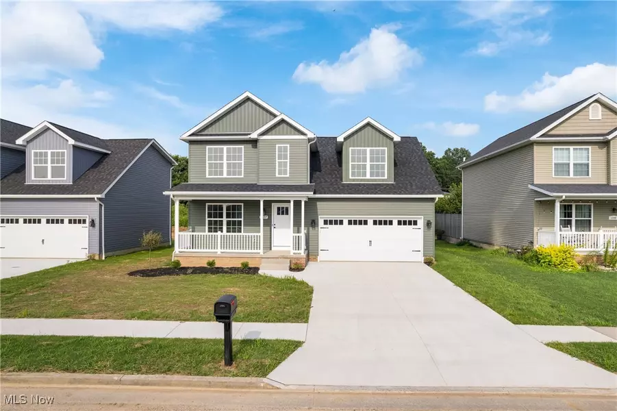 1227 Patriot PL SW, Massillon, OH 44647