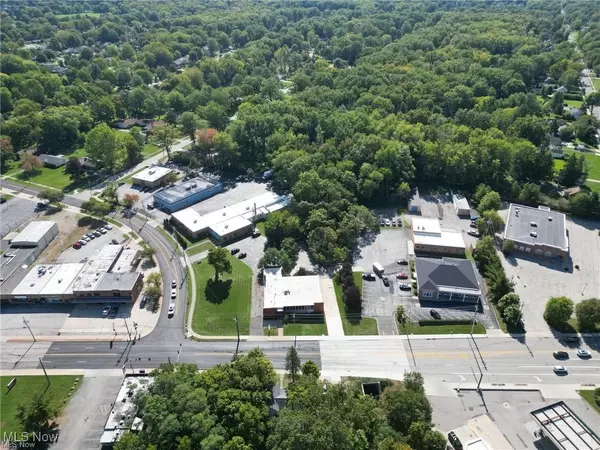 Westlake, OH 44145,27059 Center Ridge RD