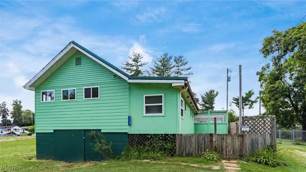 57737 Montour RD, Senecaville, OH 43780