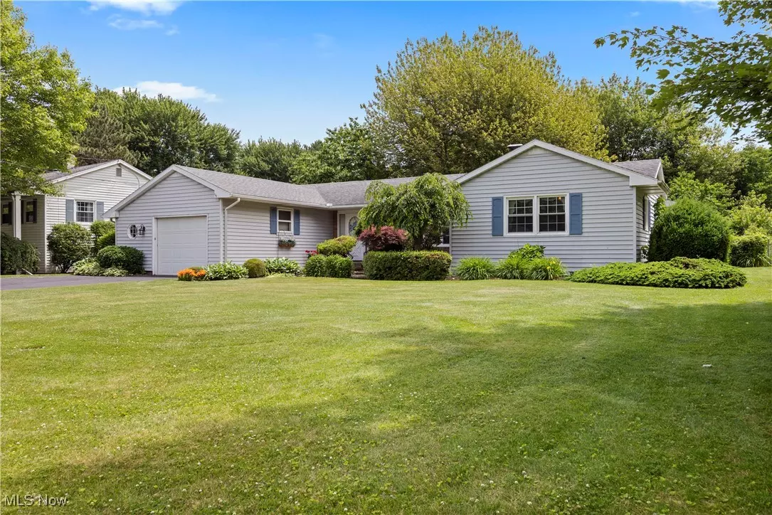 Huron, OH 44839,1222 Marina DR