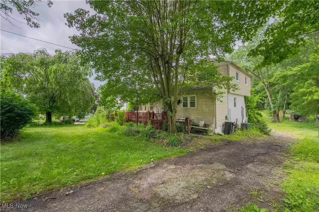 Tallmadge, OH 44278,868 S Munroe RD