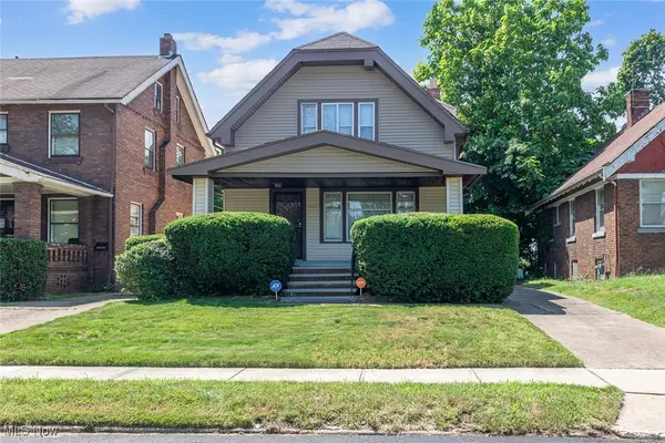 11604 Thornwood AVE, Cleveland, OH 44108