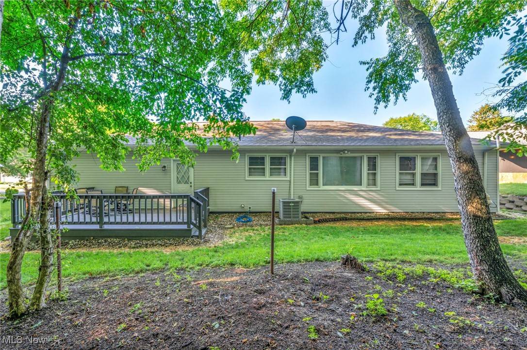 Wadsworth, OH 44281,222 Baldwin ST