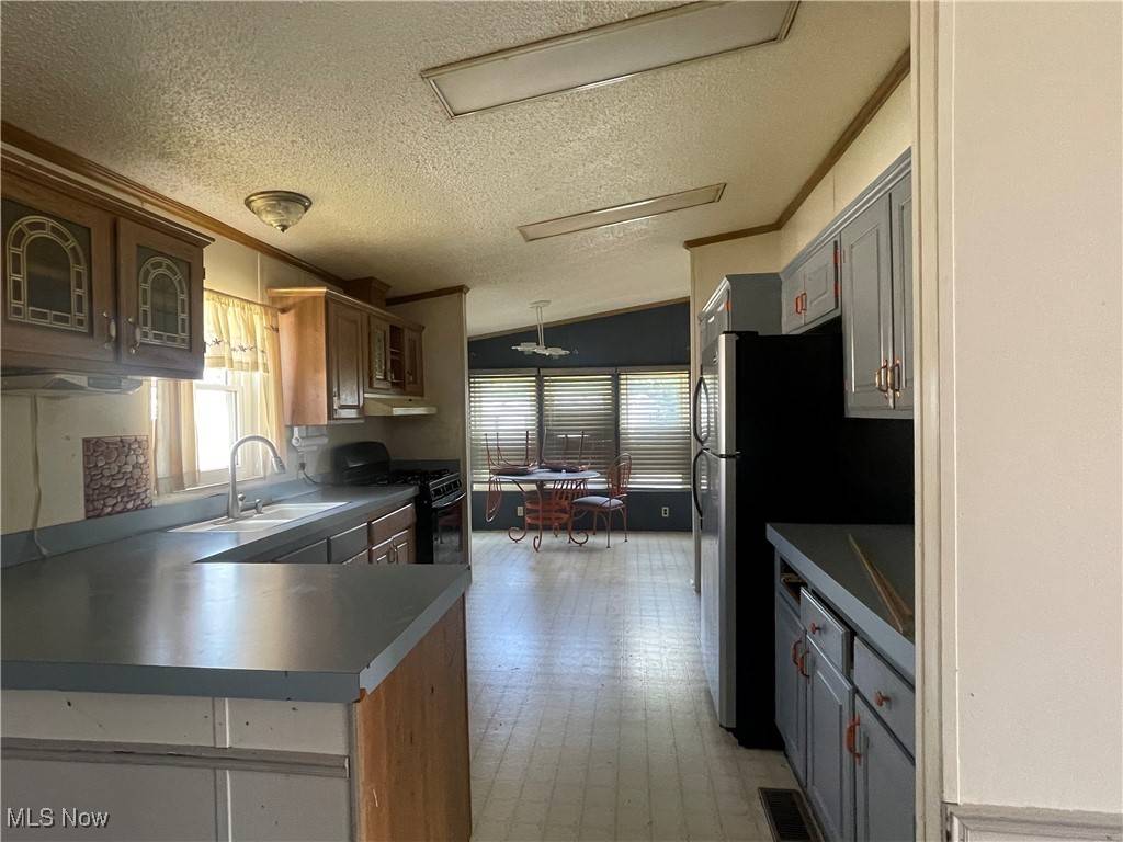 Streetsboro, OH 44241,1040 South Sagamore DR