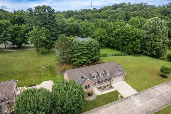 Vienna, WV 26105,116 Falling Waters DR