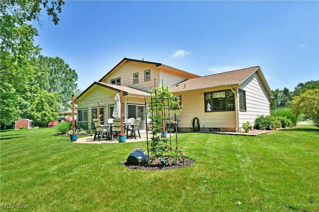 Cortland, OH 44410,137 Emerson CIR