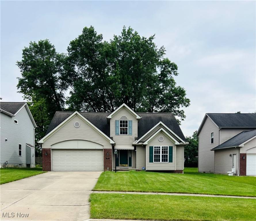 54 Filly LN, Northfield, OH 44067