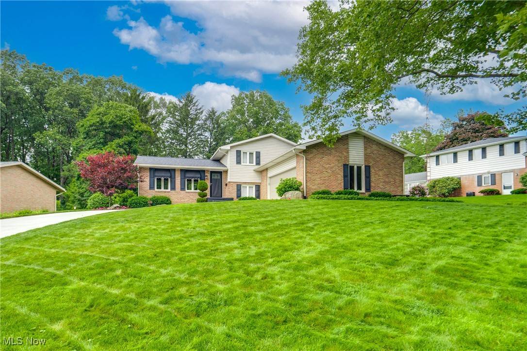 Massillon, OH 44646,2226 Colonial Pkwy NE