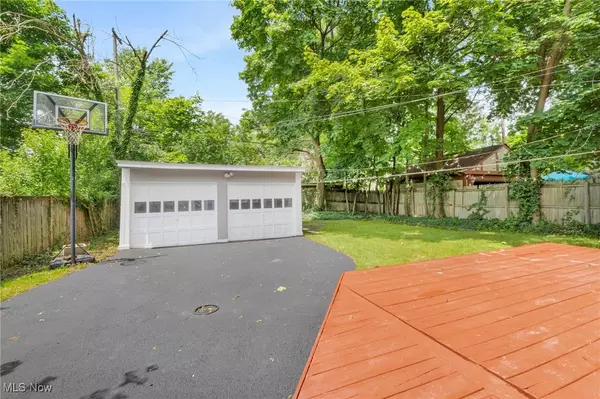 Shaker Heights, OH 44120,3294 Avalon RD