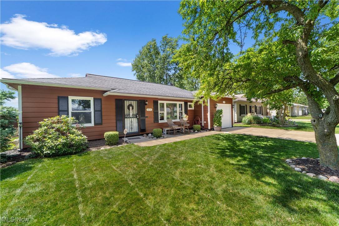 6858 Oakwood RD, Parma Heights, OH 44130