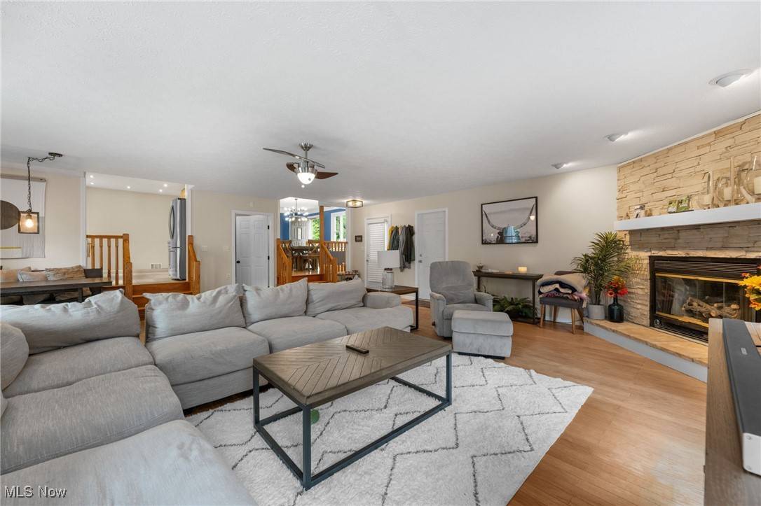 North Olmsted, OH 44070,6190 Fitch RD